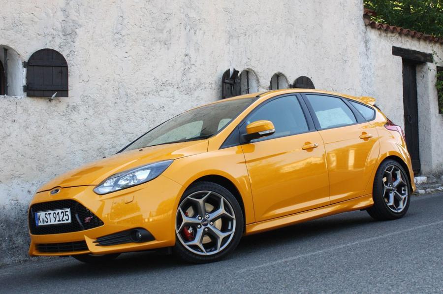  Ford Focus ST 2013 года  (фото 90 из 92)